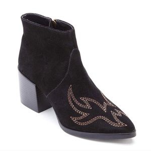 Matisse Vox Western Booties Black Suede